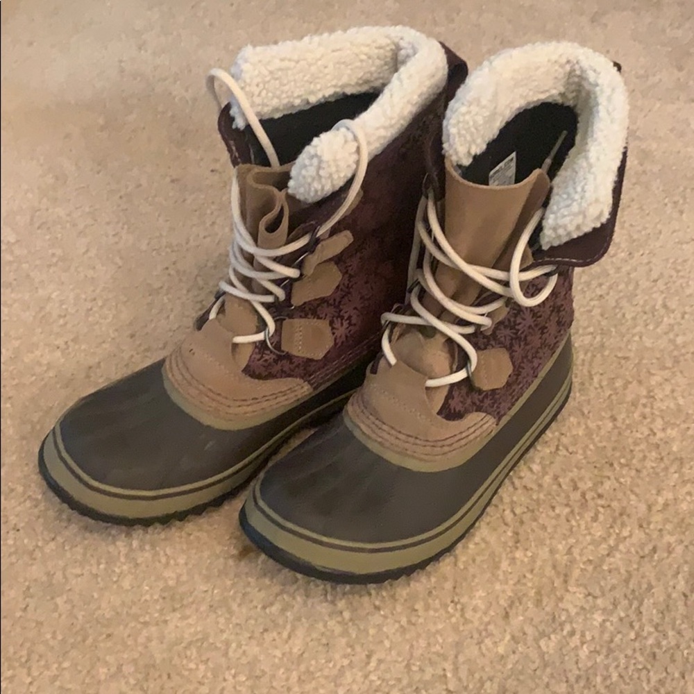 Sorel Caribou Snow Winter Boots - new - size 8
